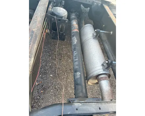 INTERNATIONAL 4300 Drive Shaft, Front