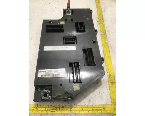 INTERNATIONAL 4300 ECM (Chassis)