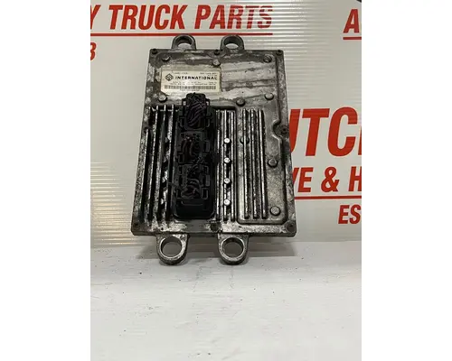 INTERNATIONAL 4300 ECM