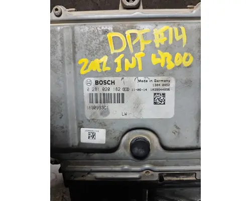 INTERNATIONAL 4300 ECM