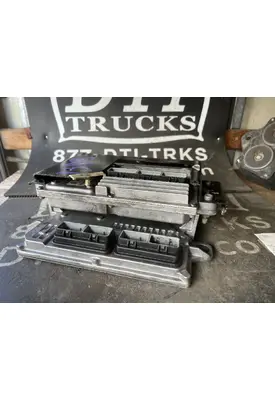INTERNATIONAL 4300 ECM