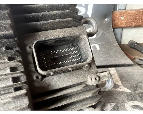INTERNATIONAL 4300 ECM