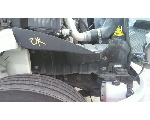 INTERNATIONAL 4300 FENDER, SPLASH SHIELDGUARD