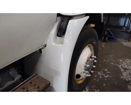 INTERNATIONAL 4300 FENDER EXTENSION