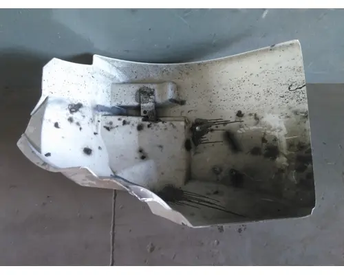 INTERNATIONAL 4300 FENDER EXTENSION