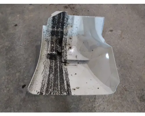 INTERNATIONAL 4300 FENDER EXTENSION