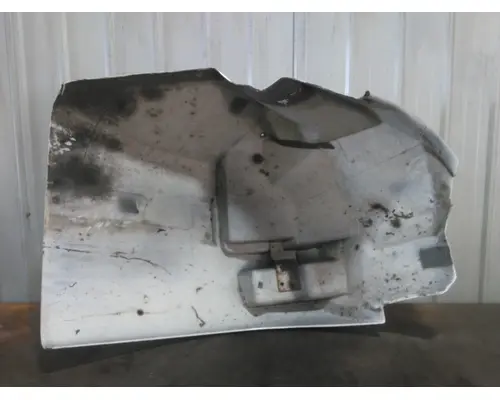 INTERNATIONAL 4300 FENDER EXTENSION