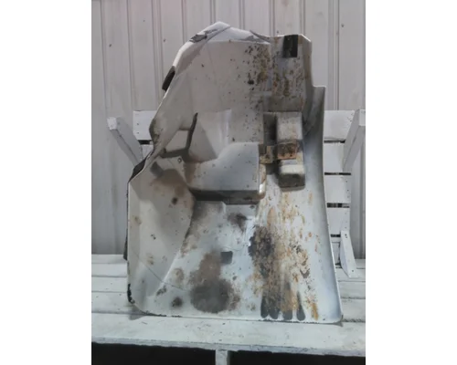 INTERNATIONAL 4300 FENDER EXTENSION