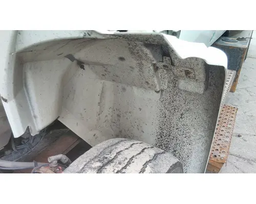 INTERNATIONAL 4300 FENDER EXTENSION