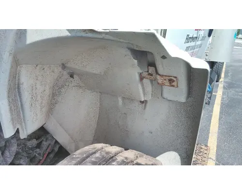 INTERNATIONAL 4300 FENDER EXTENSION