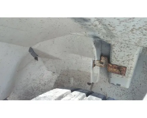 INTERNATIONAL 4300 FENDER EXTENSION
