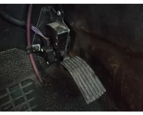 INTERNATIONAL 4300 FOOT PEDAL