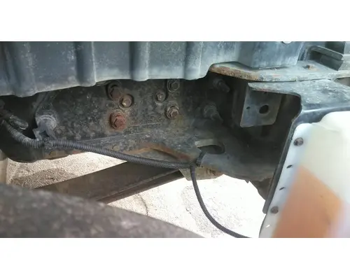 INTERNATIONAL 4300 FRAME HORN