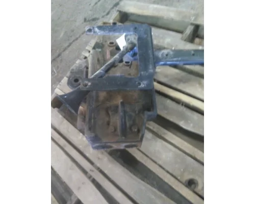 INTERNATIONAL 4300 FRAME HORN