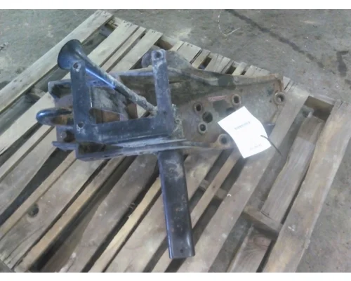 INTERNATIONAL 4300 FRAME HORN