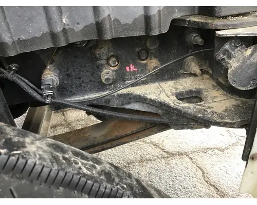 INTERNATIONAL 4300 FRAME HORN
