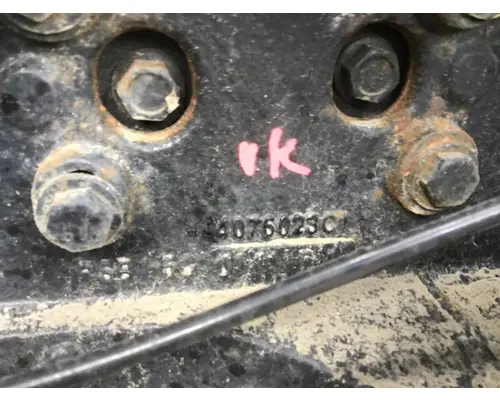 INTERNATIONAL 4300 FRAME HORN