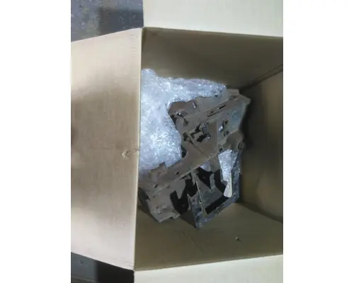 INTERNATIONAL 4300 FRAME HORN
