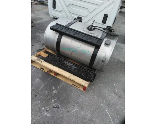 INTERNATIONAL 4300 FUEL TANK
