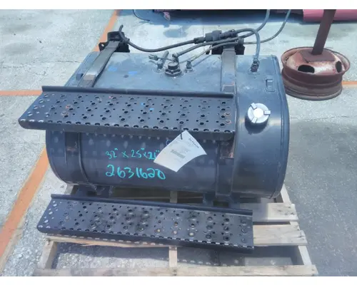 INTERNATIONAL 4300 FUEL TANK