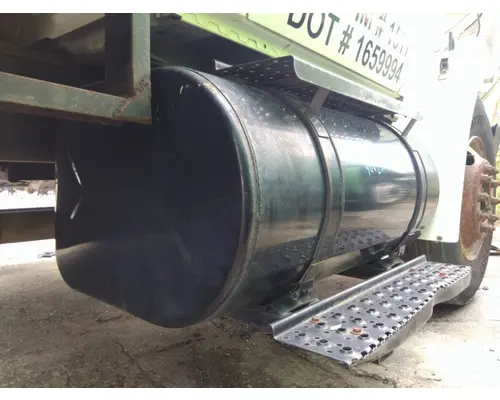 INTERNATIONAL 4300 FUEL TANK