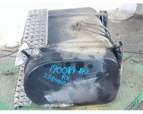 INTERNATIONAL 4300 FUEL TANK