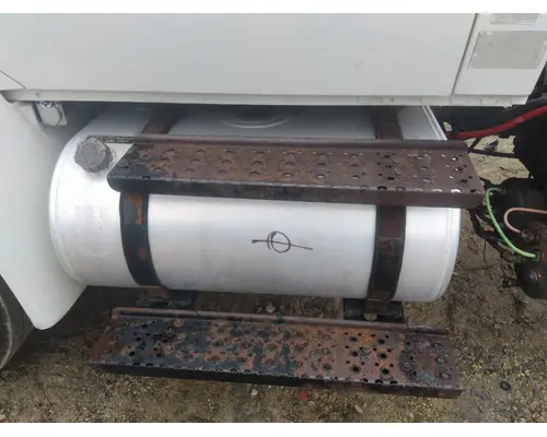 INTERNATIONAL 4300 FUEL TANK