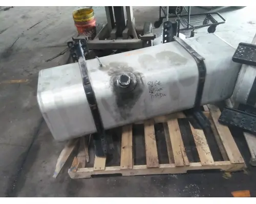 INTERNATIONAL 4300 FUEL TANK