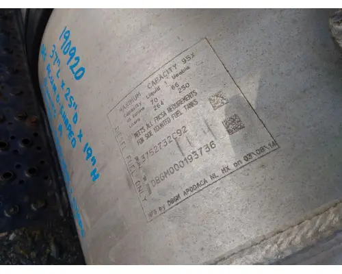 INTERNATIONAL 4300 FUEL TANK