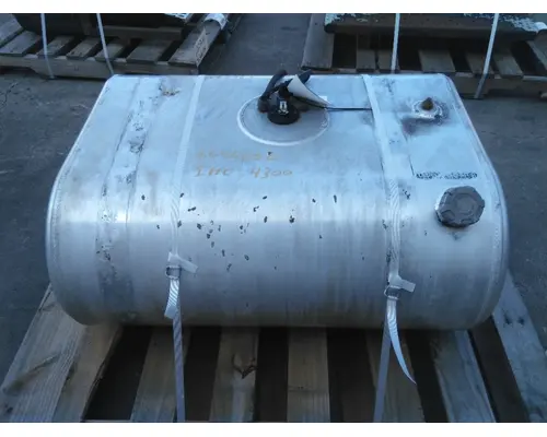 INTERNATIONAL 4300 FUEL TANK