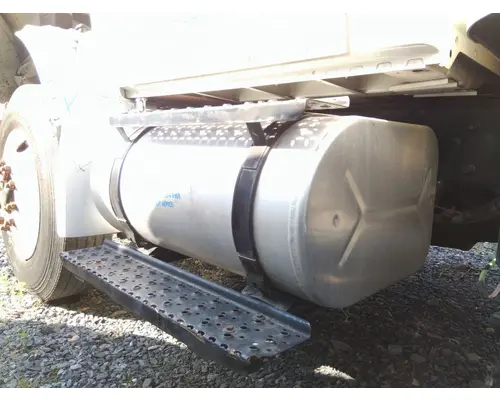 INTERNATIONAL 4300 FUEL TANK