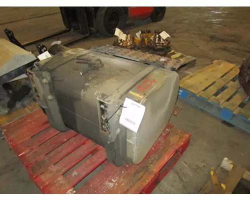 INTERNATIONAL 4300 FUEL TANK