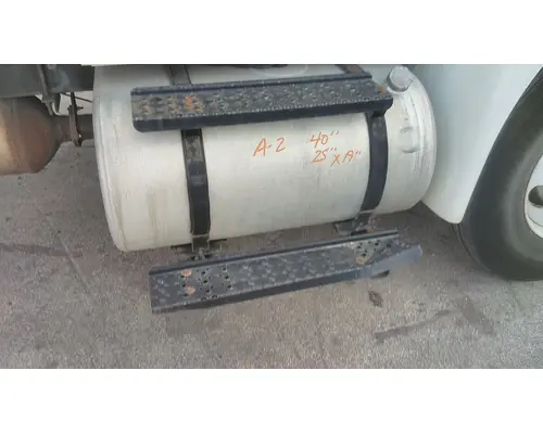 INTERNATIONAL 4300 FUEL TANK