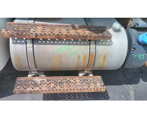 INTERNATIONAL 4300 FUEL TANK