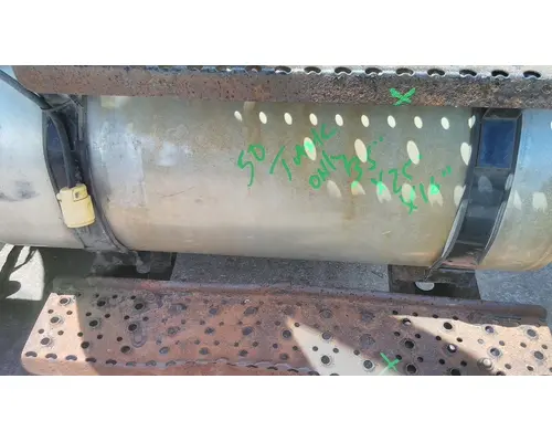 INTERNATIONAL 4300 FUEL TANK