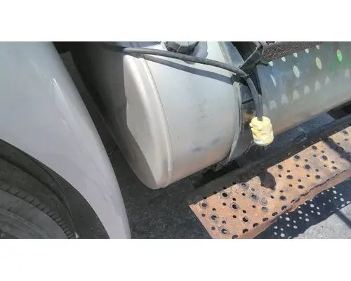INTERNATIONAL 4300 FUEL TANK