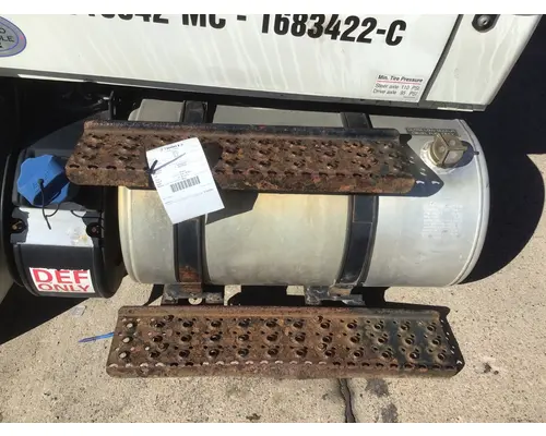INTERNATIONAL 4300 FUEL TANK