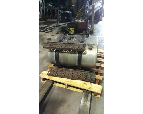 INTERNATIONAL 4300 FUEL TANK