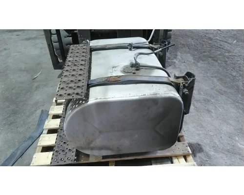 INTERNATIONAL 4300 FUEL TANK