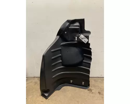 INTERNATIONAL 4300 Fender Extension