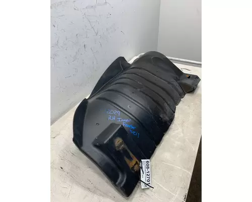 INTERNATIONAL 4300 Fender Extension