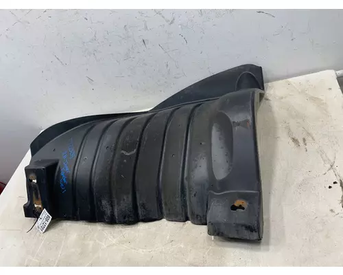 INTERNATIONAL 4300 Fender Extension