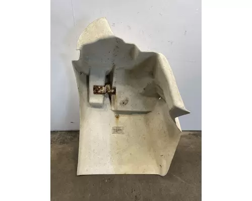 INTERNATIONAL 4300 Fender Extension