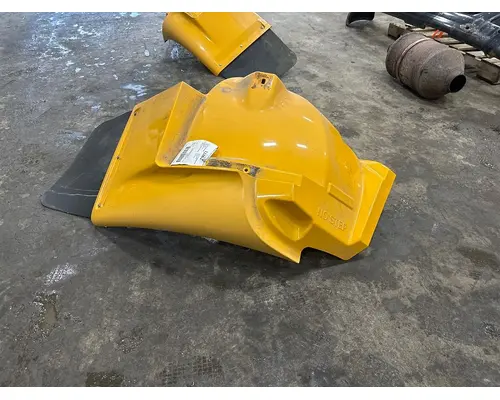 INTERNATIONAL 4300 Fender Extension