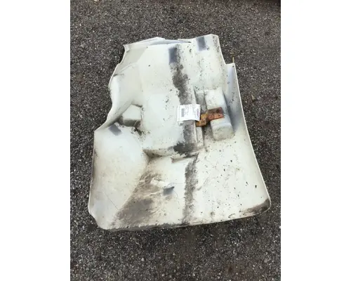 INTERNATIONAL 4300 Fender Extension