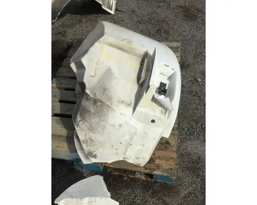 INTERNATIONAL 4300 Fender Extension