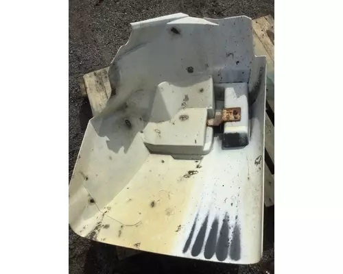 INTERNATIONAL 4300 Fender Extension