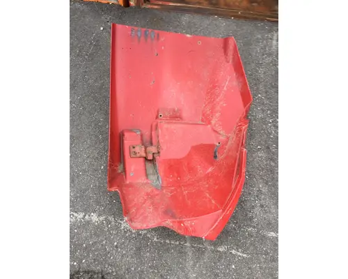 INTERNATIONAL 4300 Fender Extension