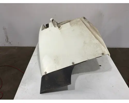 INTERNATIONAL 4300 Fender Extension