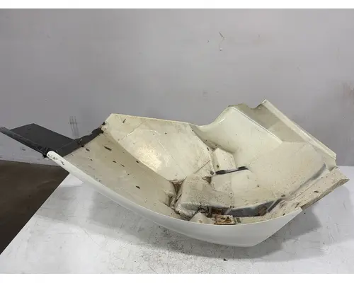 INTERNATIONAL 4300 Fender Extension